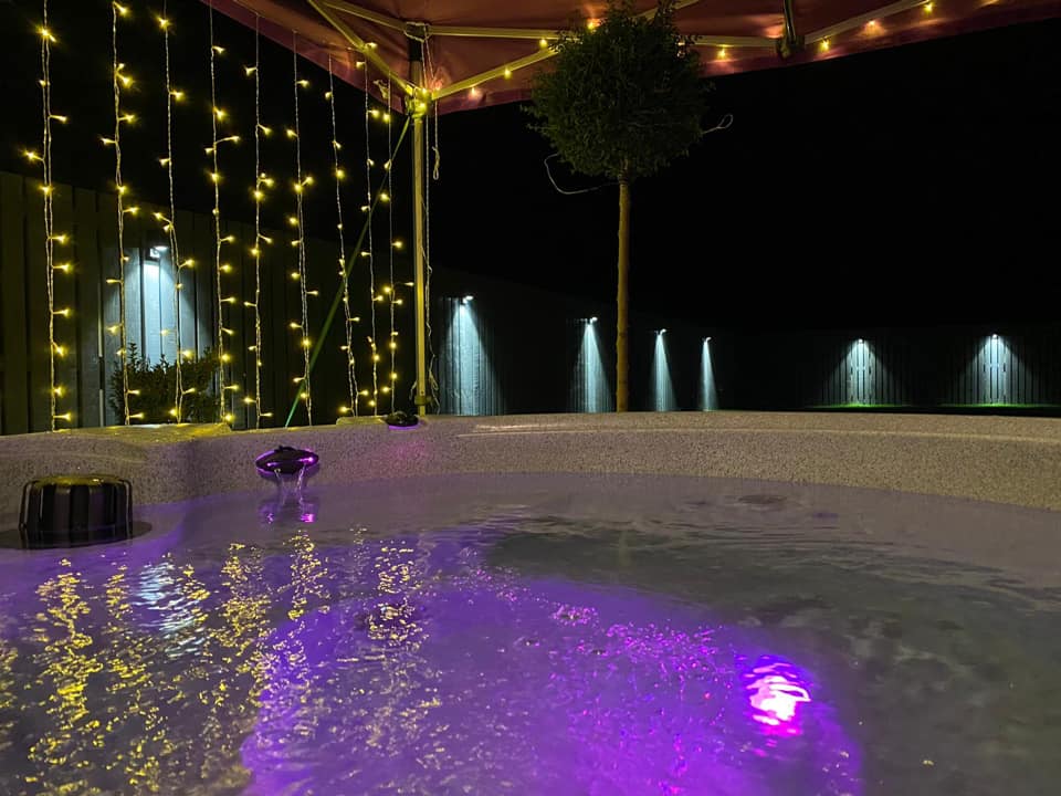 Hire a hot tub in Aberdeen Book Here AHH Luxury